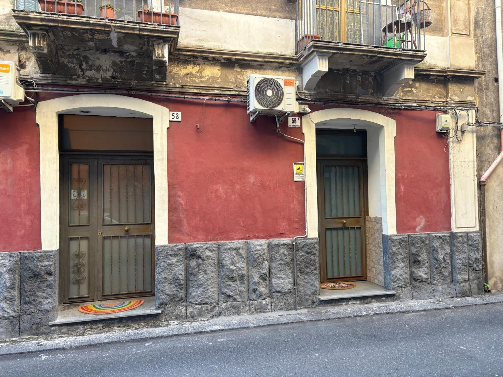 Da Marieddu Appartamento Indipendente In Centro Citta Catane Extérieur photo